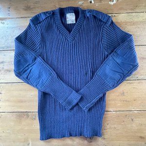 Vintage 1980's, 100% Pure New Wool, Brigade Quartermasters, the "Wooly Pully" 42